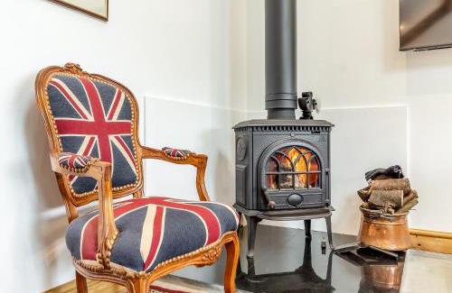 Thetford House | Loch Farm Stables