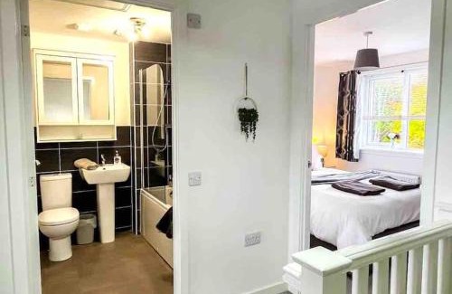 Kinross Apartment | Loch Leven Getaway - 2 bed house