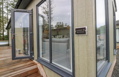 Errol House | Lodge 18 - Ruthven Hideaway