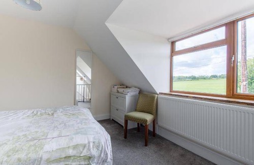 Brimpsfield Cabin | Lodge ∙ 2 guests