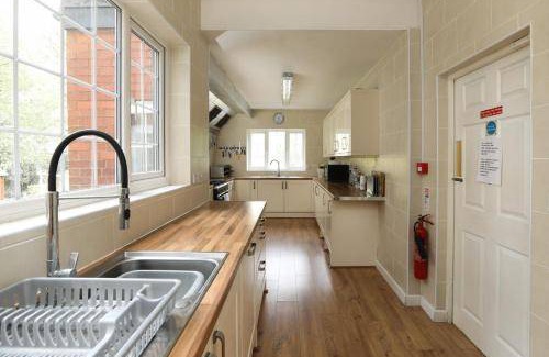 Edgbaston Cabin | Lodge ∙ 2 guests