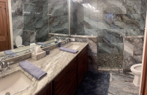 Buena Vista House | Lodge - Fireplace - 15 Acre Lake - New Construction