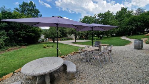 Roquefeuil Bed & Breakfast | Lodge tente les pommiers Glamping Ô rendez-vous en demi-pension
