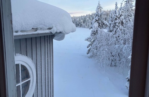 Slagnas House | Lodge with lake view and Northern Lights. Close to hiking trails.