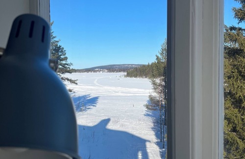 Slagnas House | Lodge with lake view and Northern Lights. Close to hiking trails.