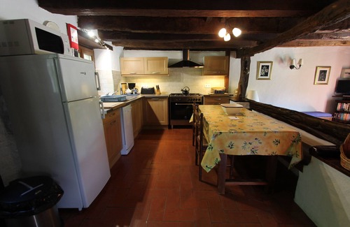 Puybrun House | Lodging complex for 15 people max in Quercy by the Dordogne valley