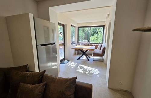Plage d'Argeles Apartment | Lodging in a pine park with swimming pool-Canigou