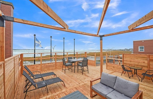 Rimouski-Neigette Apartment | Loft 202 | Rooftop | Downtown