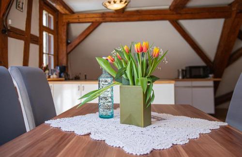 Kirchensittenbach Apartment | Loft auf altem Gutshof ab 2 Nächte