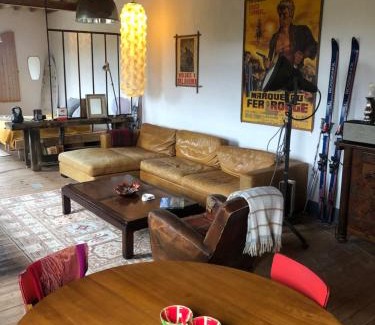 Brechamps Apartment | Loft industriel aux Grands Moulins de Ruffin