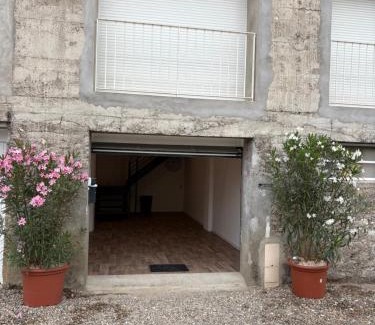 Laplume Apartment | - Loft Privilège - clim -fléchette garage