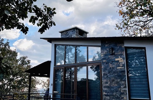 Mazamitla Cabin | Loft-type cabin in luxury subdivision in the forest of Mazamitla