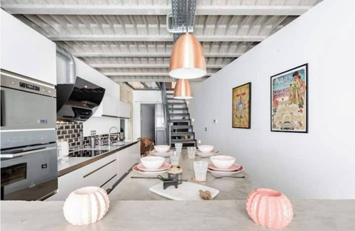 Saint-Laurent-d'Aigouze House | Loft with character and quality fittings