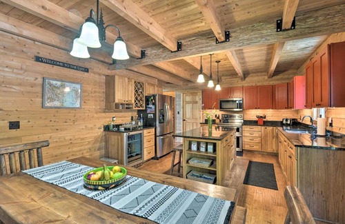 Indian Lake House | Log Cabin Getaway on Double Lot at Indian Lake!