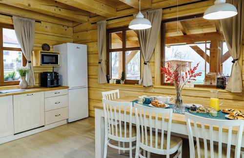 Lazne Kynzvart Cottage | Log cabin in a climatic health resort near the German border