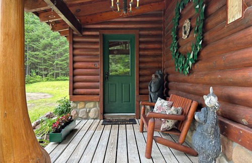 Cheboygan Cabin | Log Cabin near Mackinaw, Mullet & Burt Lake!