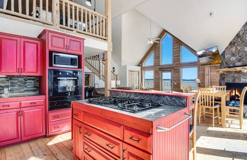 Fairplay House | Log Cabin W Hot Tub, Views &159 Acres for ATV Riding!