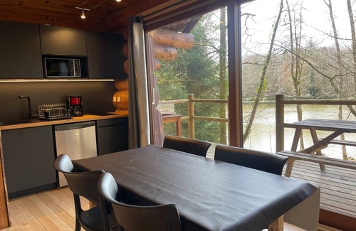 Payzac Ski Chalet | Log Cabin with Lake View – Nature Escape, Terrace, Canoe, and Activities