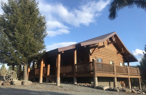 Lincoln House | Log Home on the Blackfoot River