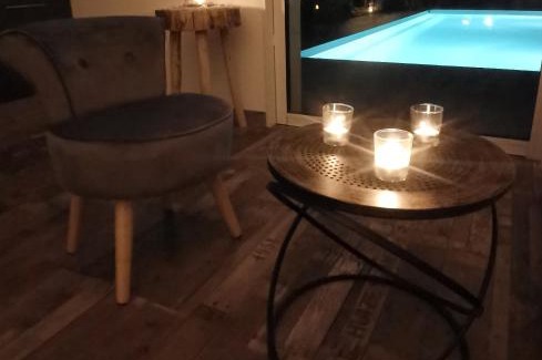 Saint-Dolay House | Logement cosy avec piscine et jacuzzi privatifs 4 étoiles