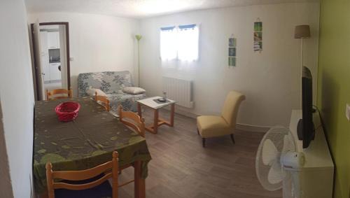 Saint-Michel-en-l'Herm Apartment | Logement entier proche des plages de Sud Vendée