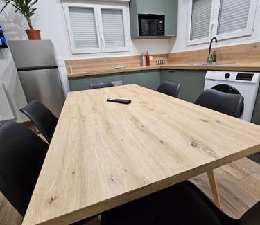 Pagny-sur-Meuse Apartment | Logement neuf Parking privé Direct RN4 Netflix
