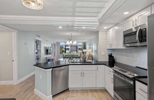 Sanibel Condo | Loggerhead Cay 411 beautifully designed steps to beach!