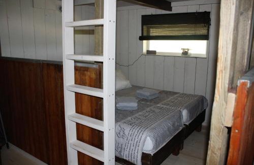 Sint Annaparochie Cabin | Logies Pipegaal