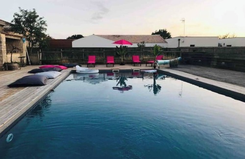 Saint Ouen d'Aunis House | Logis d'aventon <>Magnificent residence 10' from La Rochelle