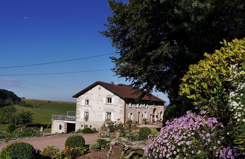 Uzemain House | LOGIS DE CHARME 4 épis gites france + INDOOR SWIMMING POOL APRIL TO END OF OCTOBER