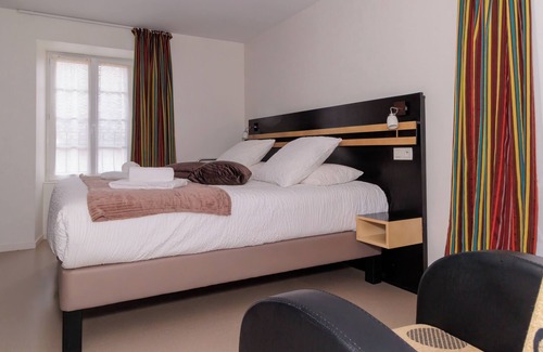 Saint-Privat Hotel | Logis Hôtel Auberge de la Xaintrie