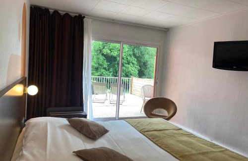 Montigny Hotel | Logis Hôtel & Restaurant - Le Relais de Montigny
