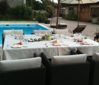 Colombey-les-deux-Eglises Hotel | Logis Hotel La Grange Du Relais