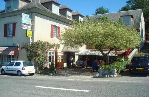 Ozon Hotel | Logis L'Auberge Basque