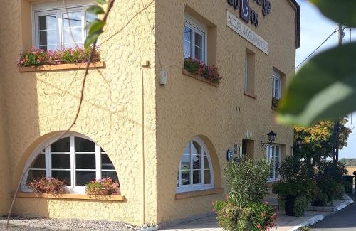 Silly-sur-Nied Hotel | Logis L'Auberge du Gros