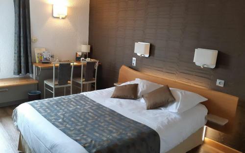 Sainte-Menehould Hotel | Logis Le Cheval Rouge