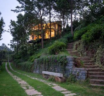 Coonoor Villa | LohonoStays Villa Amani 8A