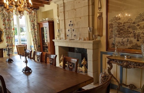 Nueil sur Layon House | Loire Luxury - Great Location- Heated Pool 1-10 guests