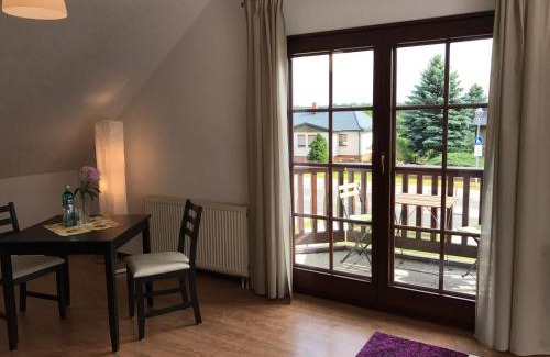 Beelitz House | Lokal Genial Pension & Restaurant