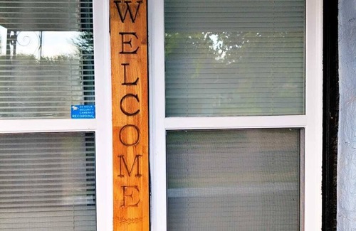 Central Oklahoma City House | Long and Mid-Term Rentals 3BR/2BA w/Private Yard