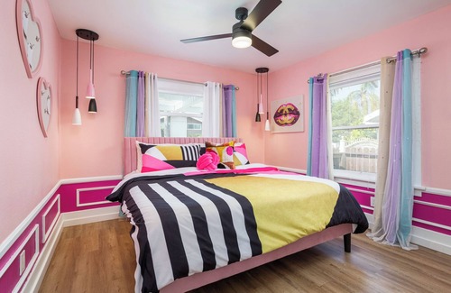 Belmont Heights House | Long Beach Barbie House