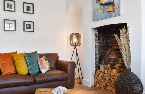 Redcar House | Long John Cottage