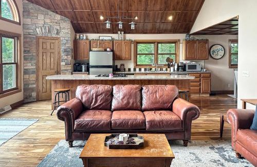 Gleason House | Long Lake 2br Retreat Relax And Reconnect
