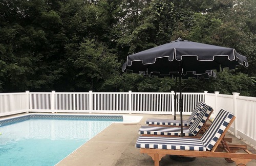 Bethlehem Village House | Long Meadow Manor, skiing, game room, Apple picking and Lake nearby