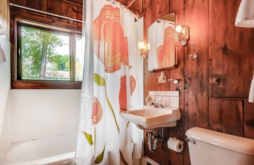 Steamboat Springs House | Long Term Steamboat Springs Historic Log Cabin