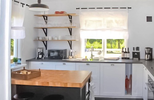 Maleras House | Look forward to your spacious, modern and cozy vacation home in Sweden.