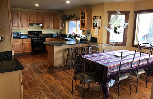 Idyllwild Cabin | Lookout Lodge: Mountain Moments to Remember