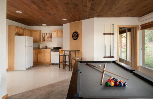 Coal Creek House | Lookout Lodge in Wondervu home
