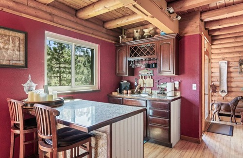 Mount Vernon Cabin | Lookout Mountain, Log cabin Golden, Wedding venue, Red Rock concerts, skiing