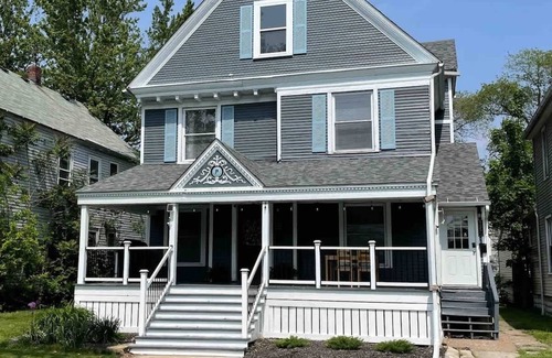Lorain Apartment | Lorain - 2Bed1Bath Central AC, PET friendly